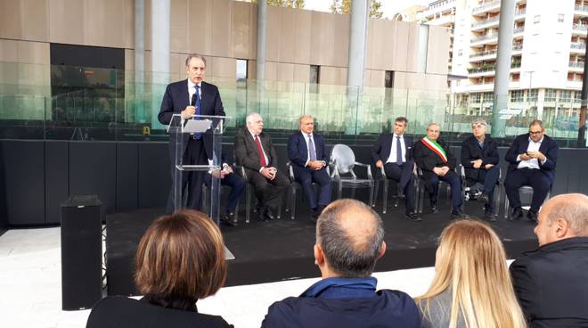 Presidente Bardi a inaugurazione stazione Fal Matera